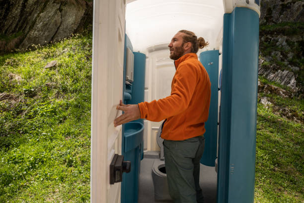 Best Porta potty cleaning services  in Farngton Hills, MI